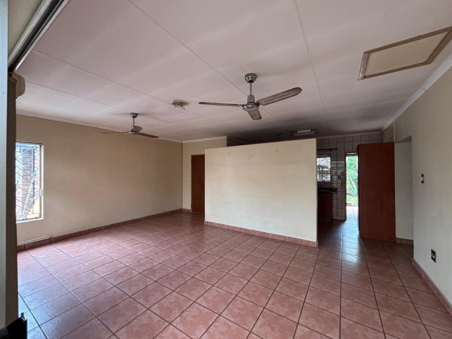 3 Bedroom Property for Sale in Oos Einde North West